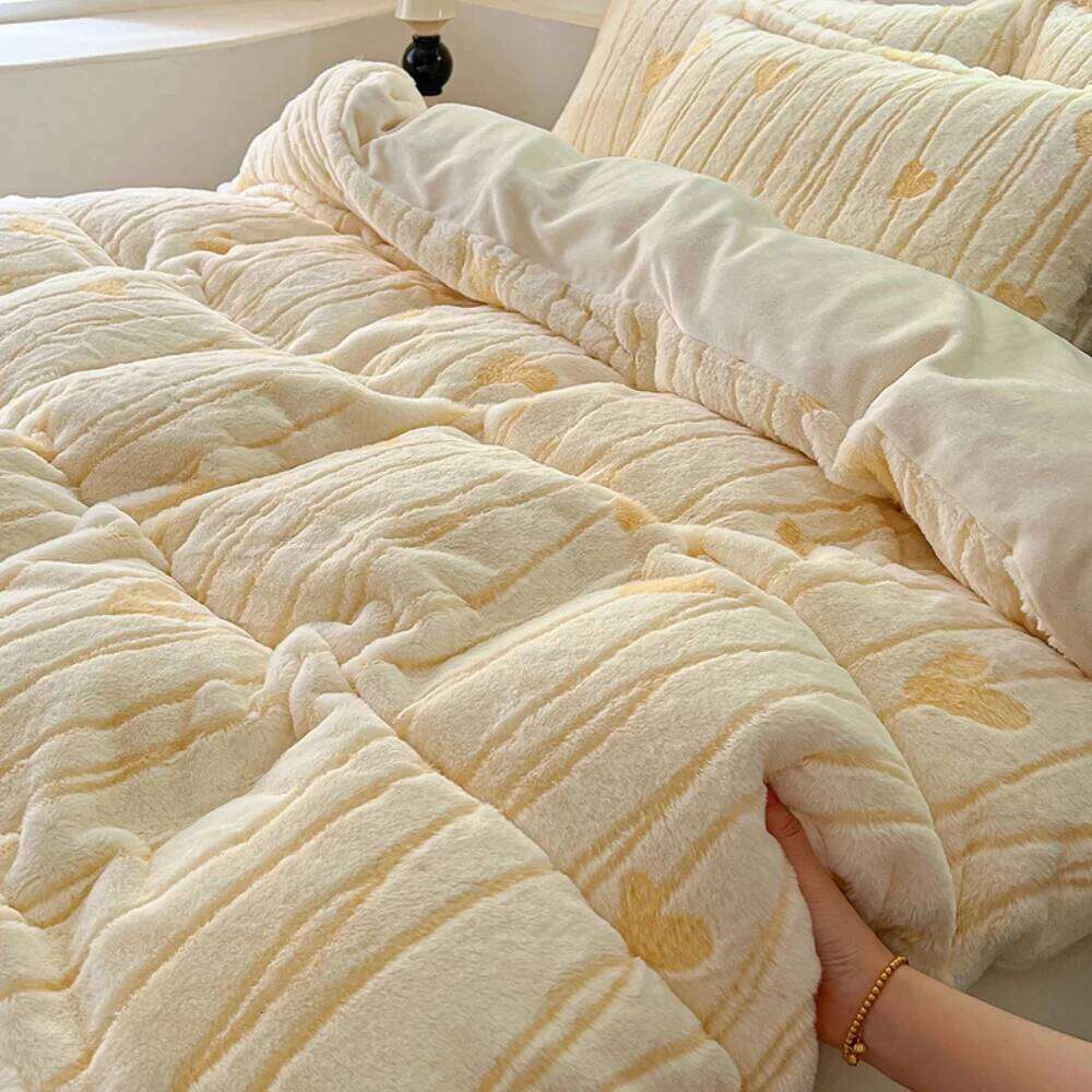 Thicken Milk Velvet Bedding Set Winter Warm Jacquard Quilt Cover Pillowcase Bed Linen Comfortable Soft Home Four Piece Sets H260312