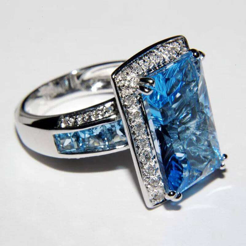 Sparkling Marine Blue Imitation Crystal Gemstone Full Diamond Ring Haute Banqueting Ladies 925 Sterling Silver Fashion Jewelry H260312