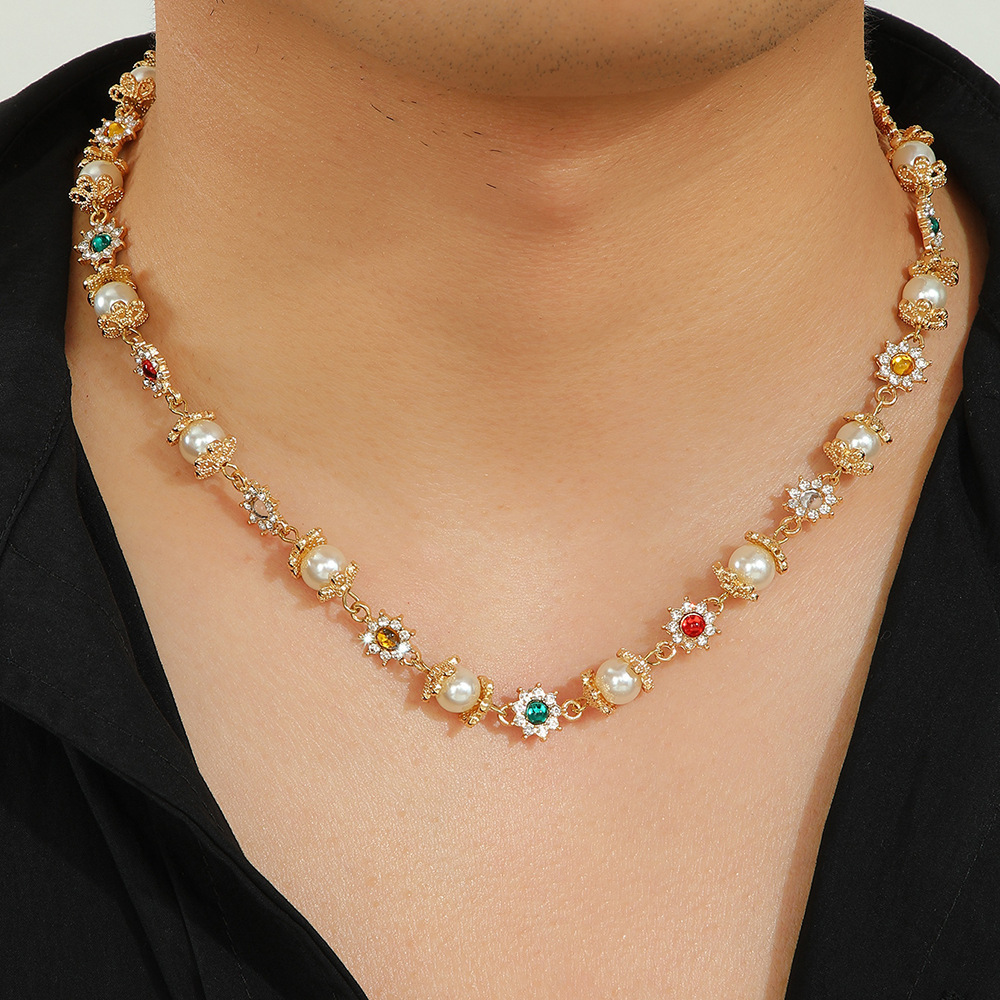 Luxury Brand Designer Jewelry New INS Hot-Selling Pearl Flower Inlaid Diamond Colorful Gemstone Necklace Niche Design Men's Dopamine Necklace