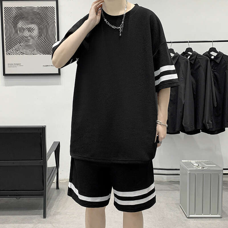 Loose Fit ort Sve Men's T-irt Set 300 Pou Summer Trendy f Sve Clothing Summer Casual Set Short sleeved top and shorts set