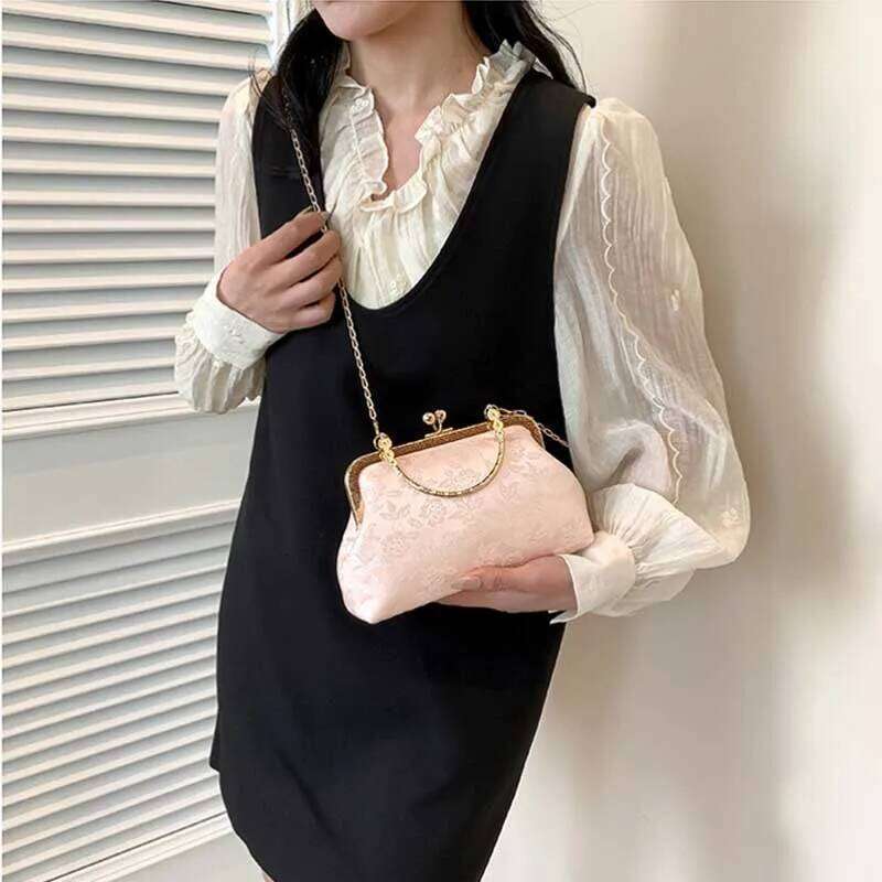 Clasp Frame Embroidery Chinese Style Purse Large Capacity Hanfu Shell Handbag Polyester Luxury Ladies Clutch Bag Girls tote bag shoulder bag Xiu Lai S