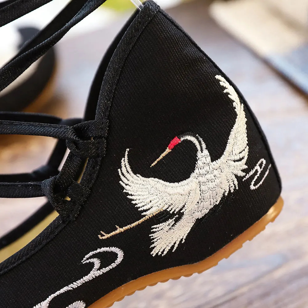 Veowalk Crane Embroidered Women Canvas Lace Strap Ballet Flats Ladies Comfortable Casual Cotton Fabric Shoes 260227