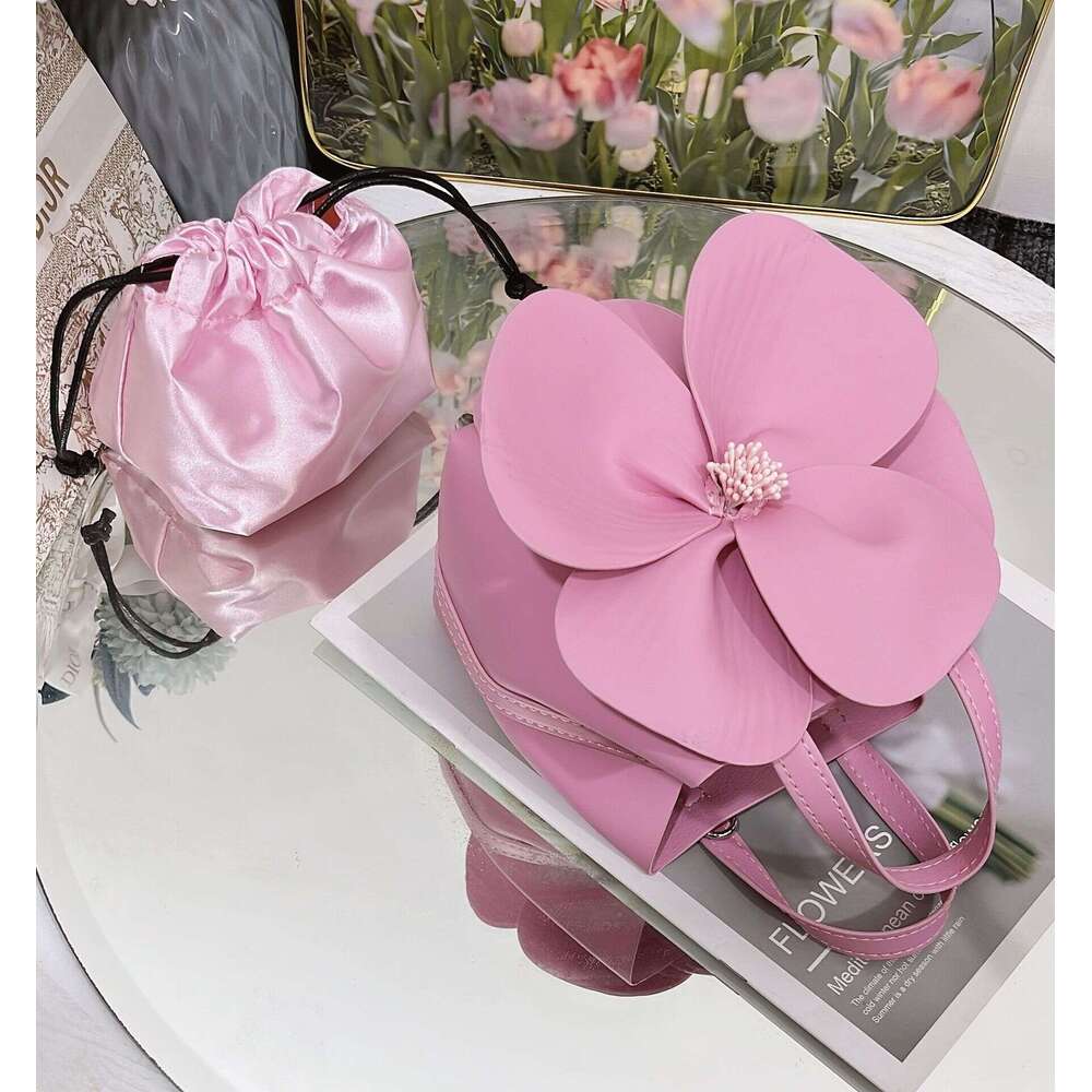 Early Spring New Women S Petal Flower Tote Creative Floral Handbag Single Shoulder Crossbody Chain Bag
