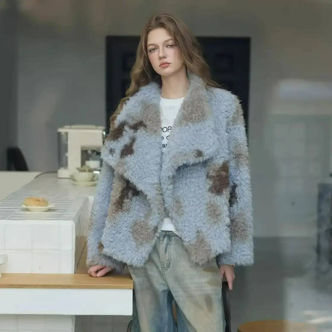 HIGH QUALITY Winter Large Lapel Curly Lamb Coat Long sleeve Warm Shaggy Tie dye Gradient Faux Fur Jacket Loose Outerwear