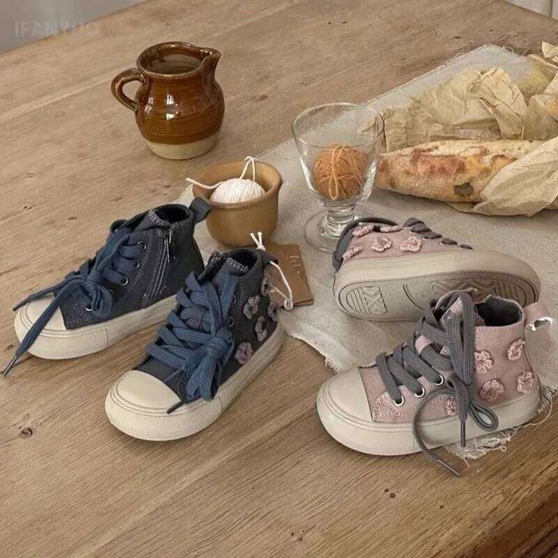 1-10Y 2025 Autumn New Children's High Top Canvas Shoe Girls Small Flower Side Open Versatile Casual Board Shoes H260312