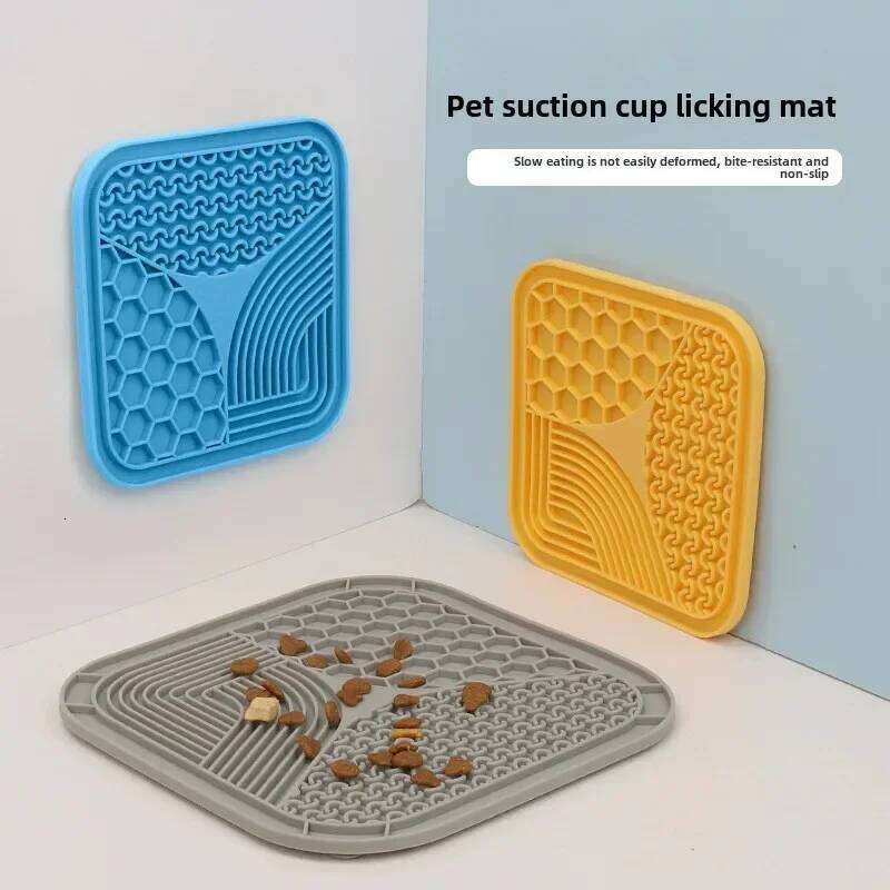 Lick Pet Lunch Mat Slow Food Pad for Cats and Dogs Powerful Suction Cup Easy To Wash Silicone Material 26Y0312