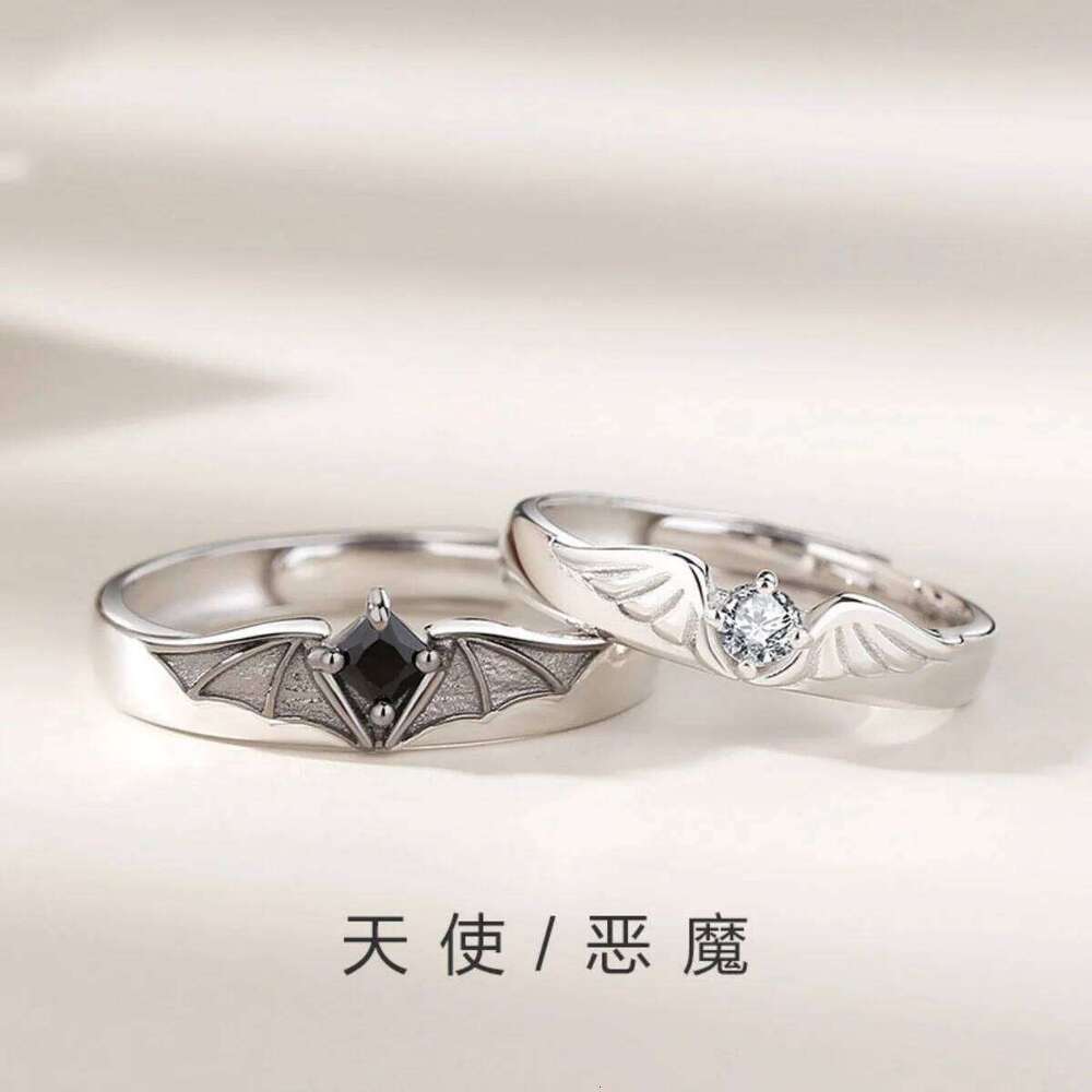2Pcs/Set Dainty Black White Zircon Angel Demon Wings Couple Rings For Women Men Romantic Crystal Wing Finger Ring Lover Jewelry W260311