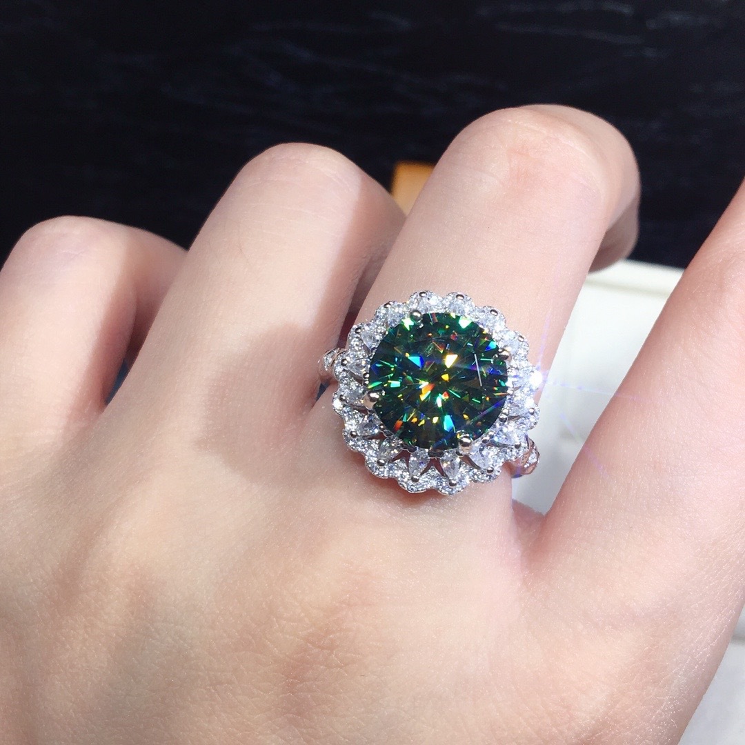 18K Gold Plated Green 5A Zircon Open Rings CZ Diamond Round Cut Brilliant Cut Halo Ring Dazzling Wedding Band for Women Gift Adjustable Size