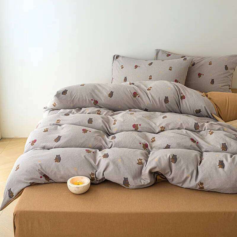 2025 new yarn-dyed warm fleece ground double-layer yarn bed four-piece set thickened in autumn and winter cute cartoon H260312