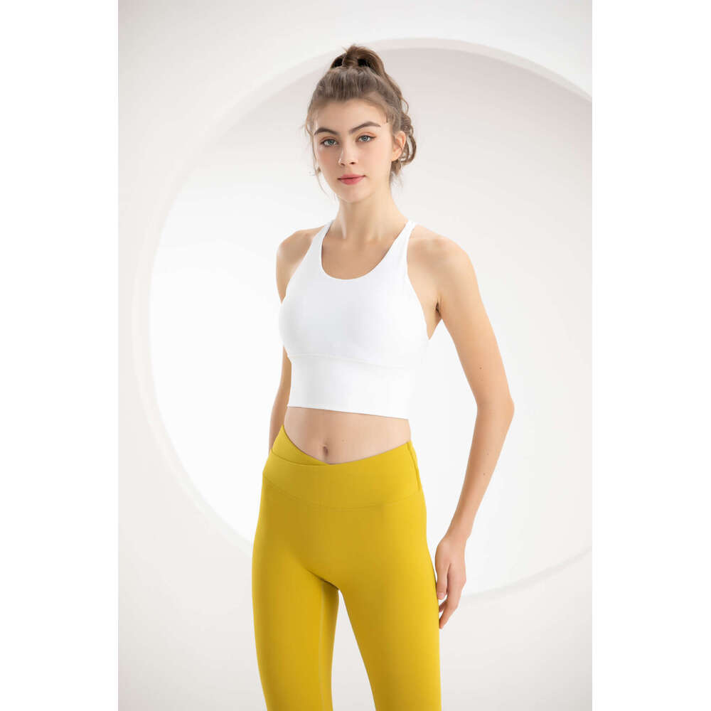 Designer Shockproof Gym Running Wear - Seamless Fitness Ensemble for Ladies