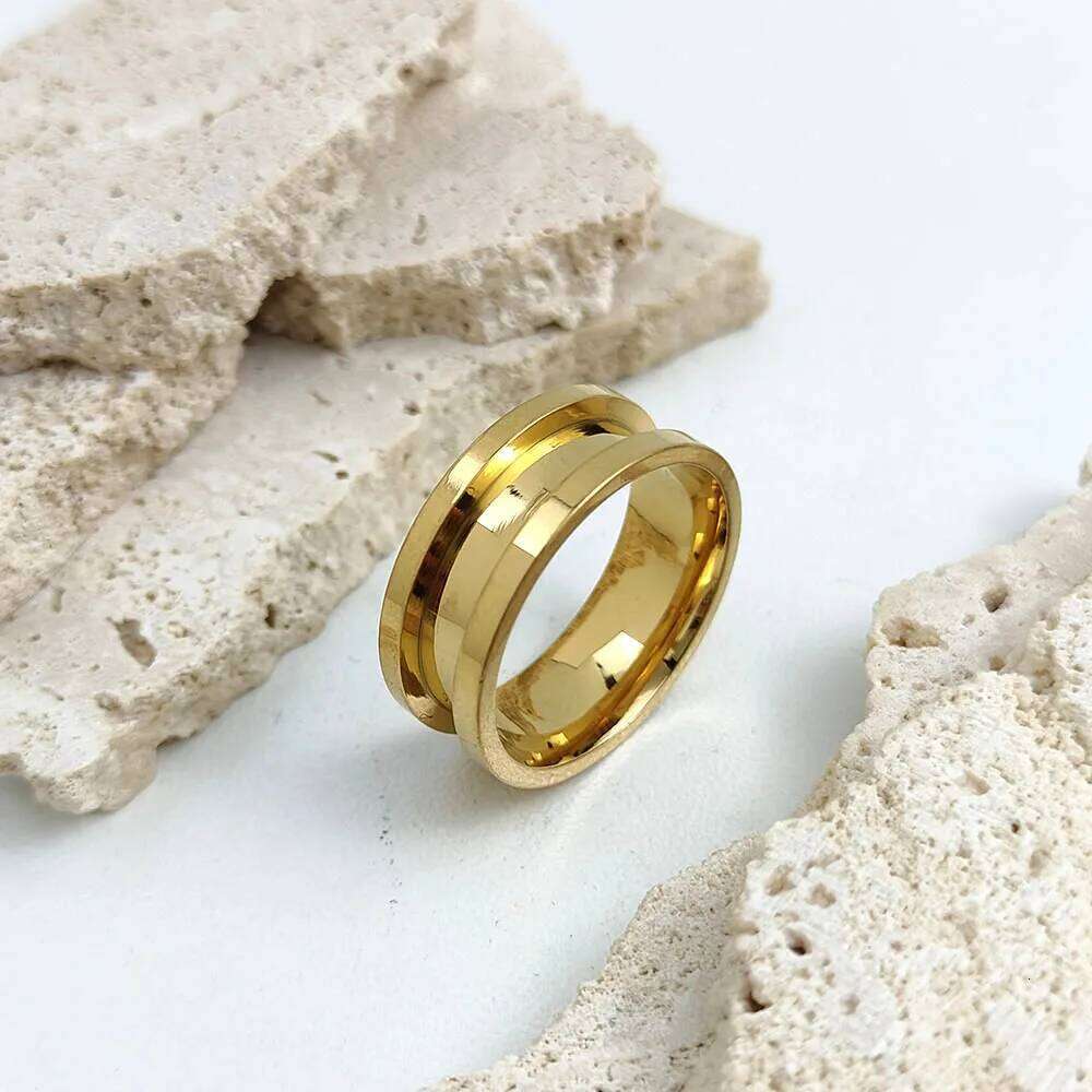 Stylish and charming stainless steel gold-plated men's simple fluted women's rings, wedding party jewelry H260312