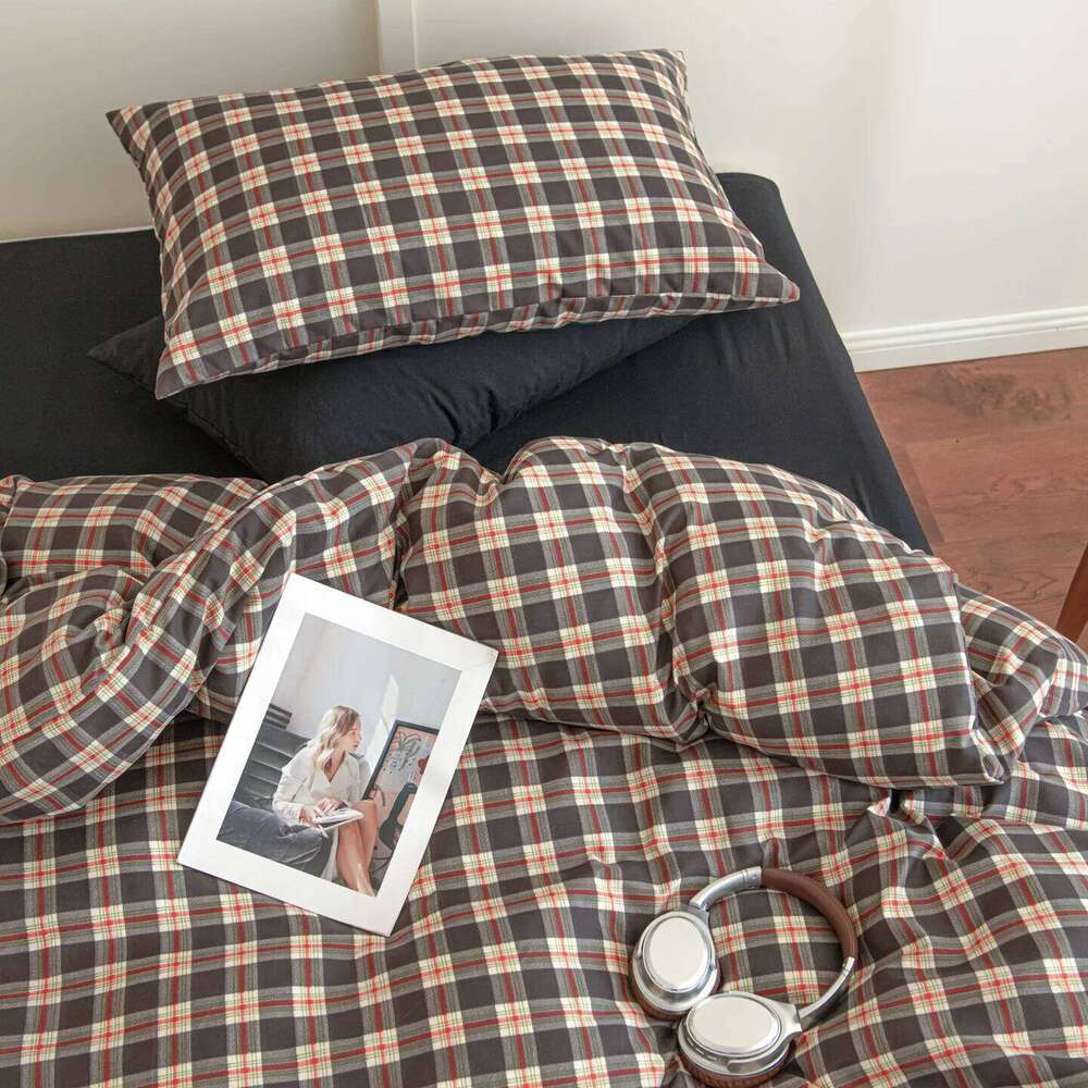 Vintage Style Plaid Bedding Sets 2025 New Soft Bed Sheet Set Woman Duvet For Girls With Pillow Covers Quilt Cover H260312