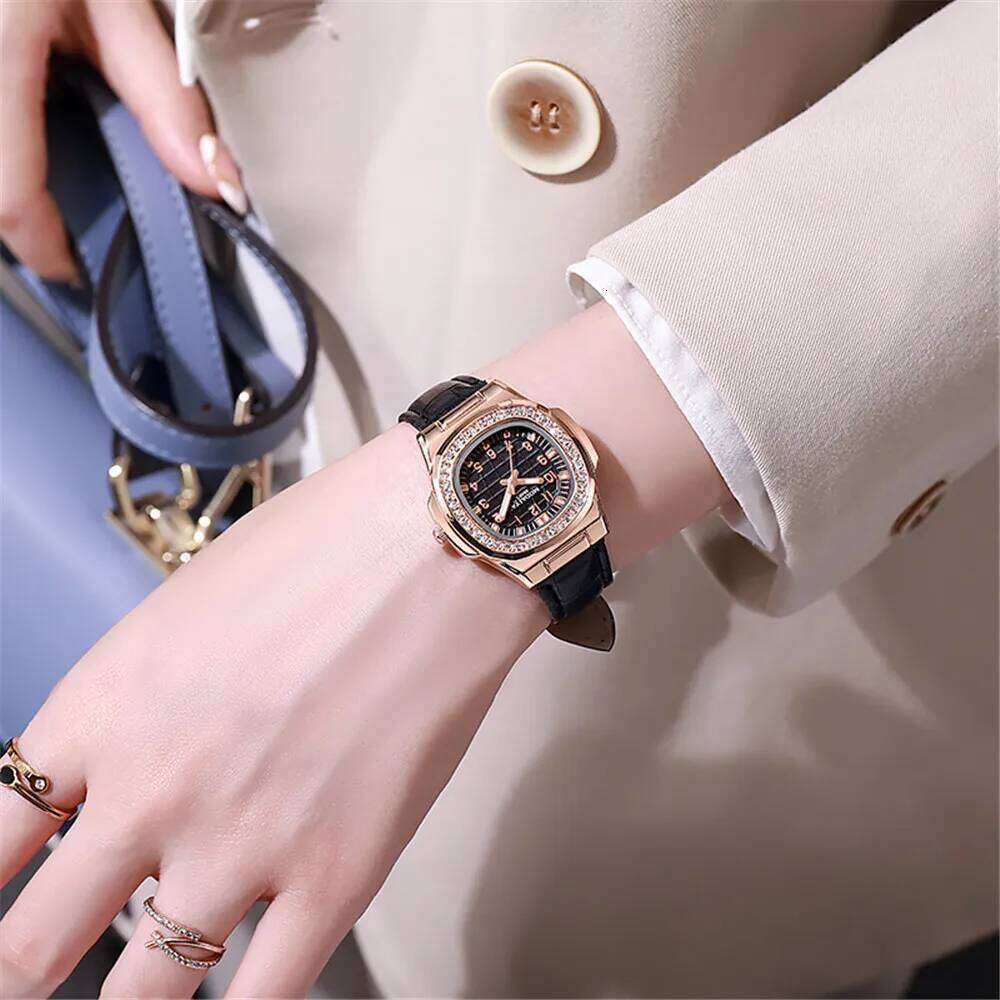 Luxury Ladies Digital Diamond Studded Quartz Watch Fashion 2025 New White Leather Strap Women's Dress Clock Watches
