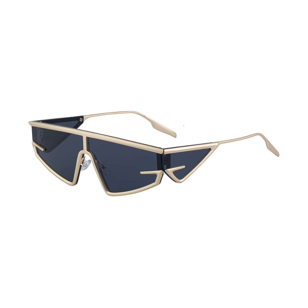 2026 New European And American Fashion Cat Eye Unique Trendy Punk Style Outdoor Sun Protection Sunglasses For Men,