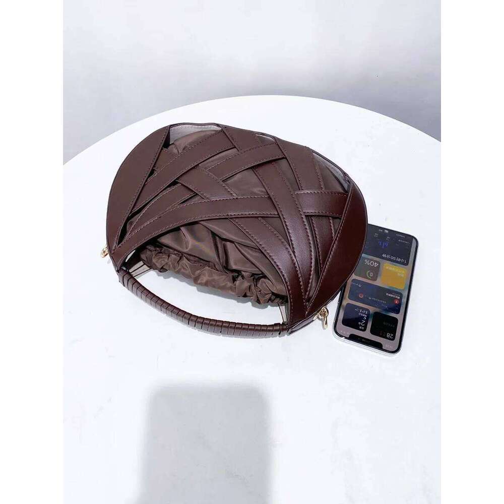 2025 New Women's Single Shoulder Trendy Dumpling Shape Underarm Moon Tooth Bag Street Style PU Material Medium Size WONST