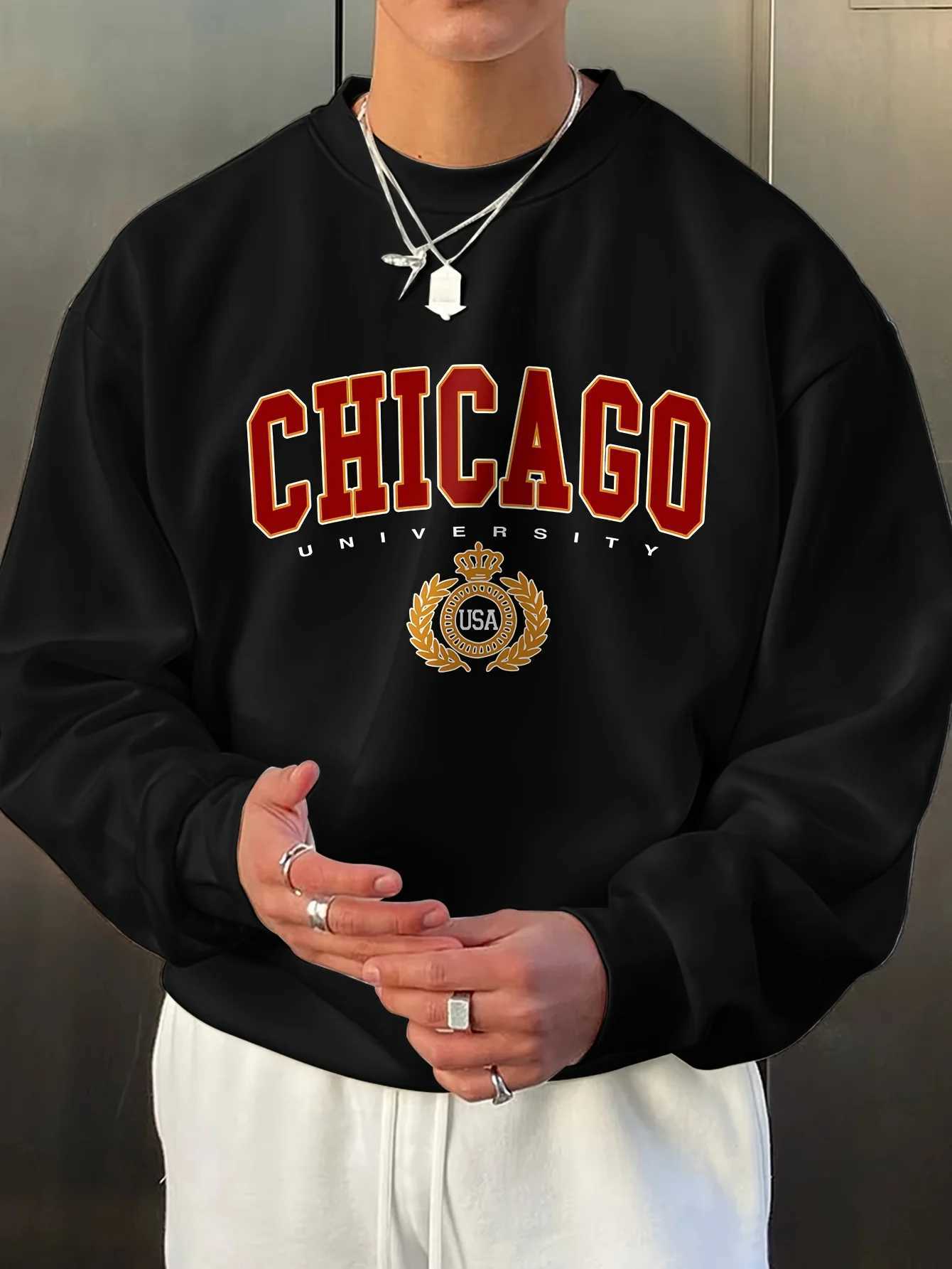Mens autumn and winter warm casual loose Chicago University gold letter print long sleeved round neck sweatshirt M260312