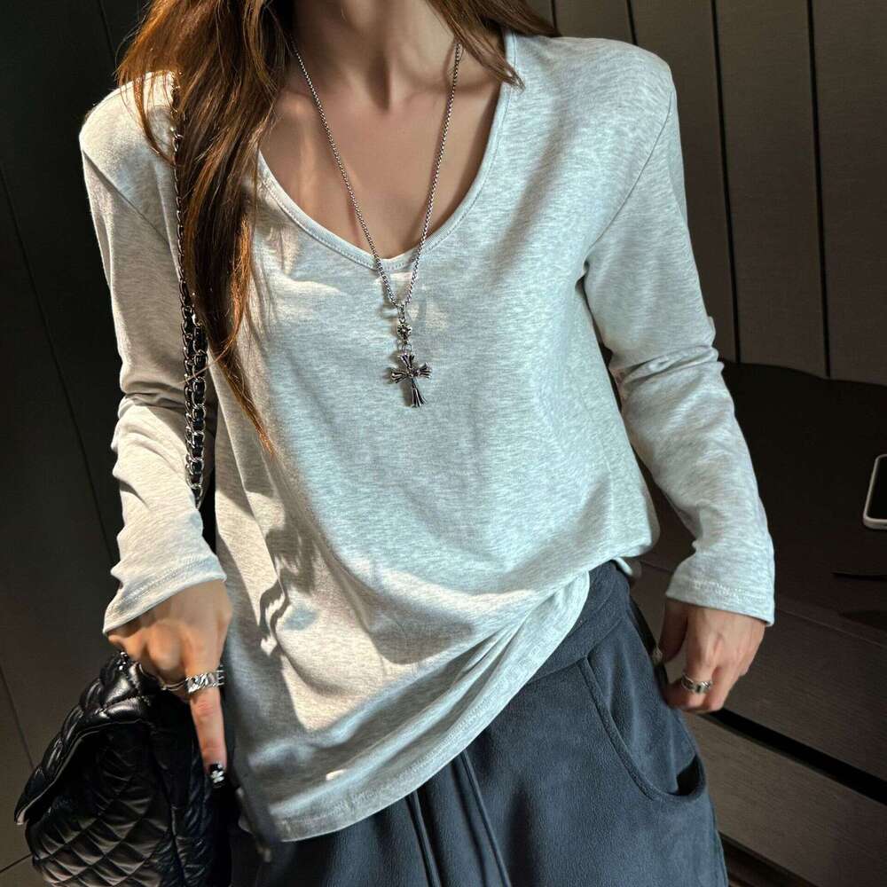 Premium Gray Long-Sleeve T-Shirt For Women, Autumn And Winter, V-Neck, Loose, Casual, Versatile, Suitable As A Base Layer