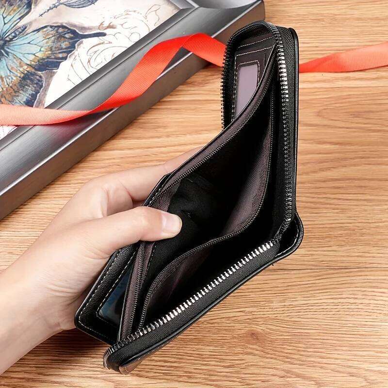 1pc faux Leather Wallet for Men - Premium Retro Letter Embossed Design, Multiple Credit Card Slots, Zipper Closure, Stylish Gift
