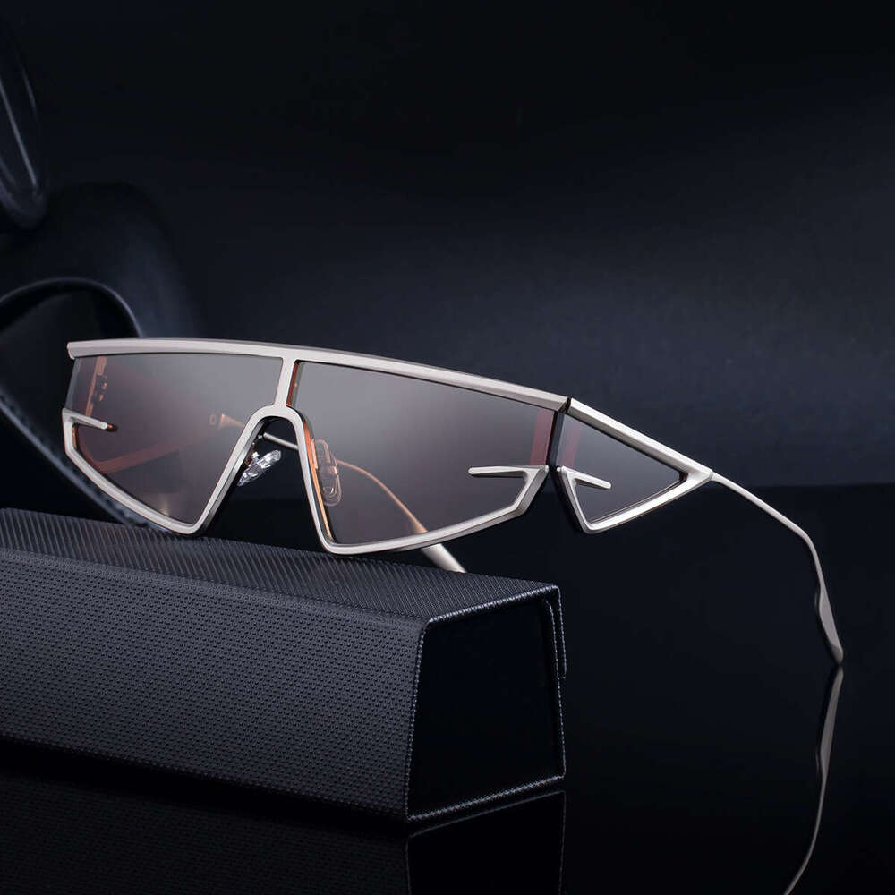 2026 New European And American Fashion Cat Eye Unique Trendy Punk Style Outdoor Sun Protection Sunglasses For Men,