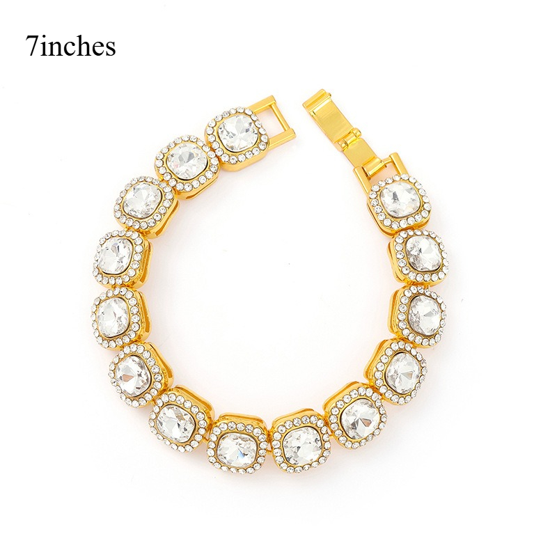 Charming Golden Halo Oval Chain Bracelet With Minimalist Design Perfect For Layering And Gift Giving Fashionable Exquisite Bracelets
