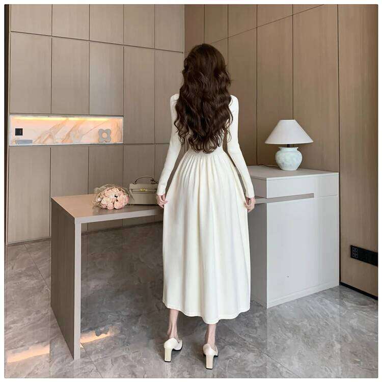 French Fashion High Collar Long Sleeve Knitted Women's Autumn Winter Inner Waist Cinching Sweater Maxi Dress New Arrival C260312