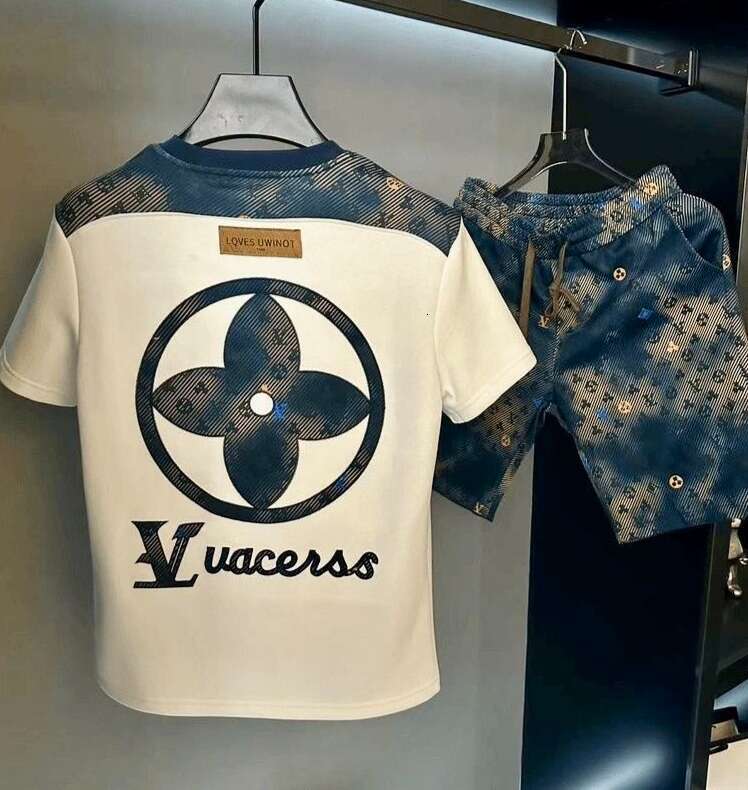 Men's Casual Short-Sleeve Top, Light Luxury Fashion, Hong Kong Style, Loose Fit, Trendy Brand, Round Neck, Slimming T-Shirt, Popular Item Asia Si