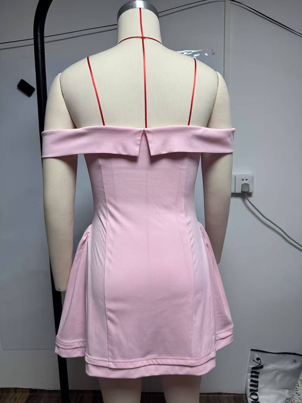 Basic & Casual Dresses Elegant Solid Color Off-shoulder Mini Dress Women Fashion One Shoulder Pleated Short Dresses 2026 Summer New Daily Dating Gowns