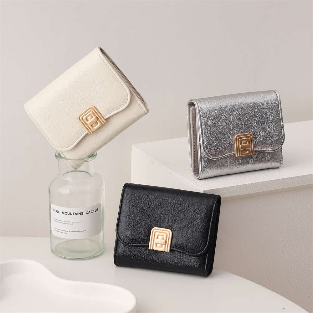 Luxury fashion wallet New High End Short For Women Off Fashionable Leather Wallet Storage Bag Card Holder Mini Student Coin Purse