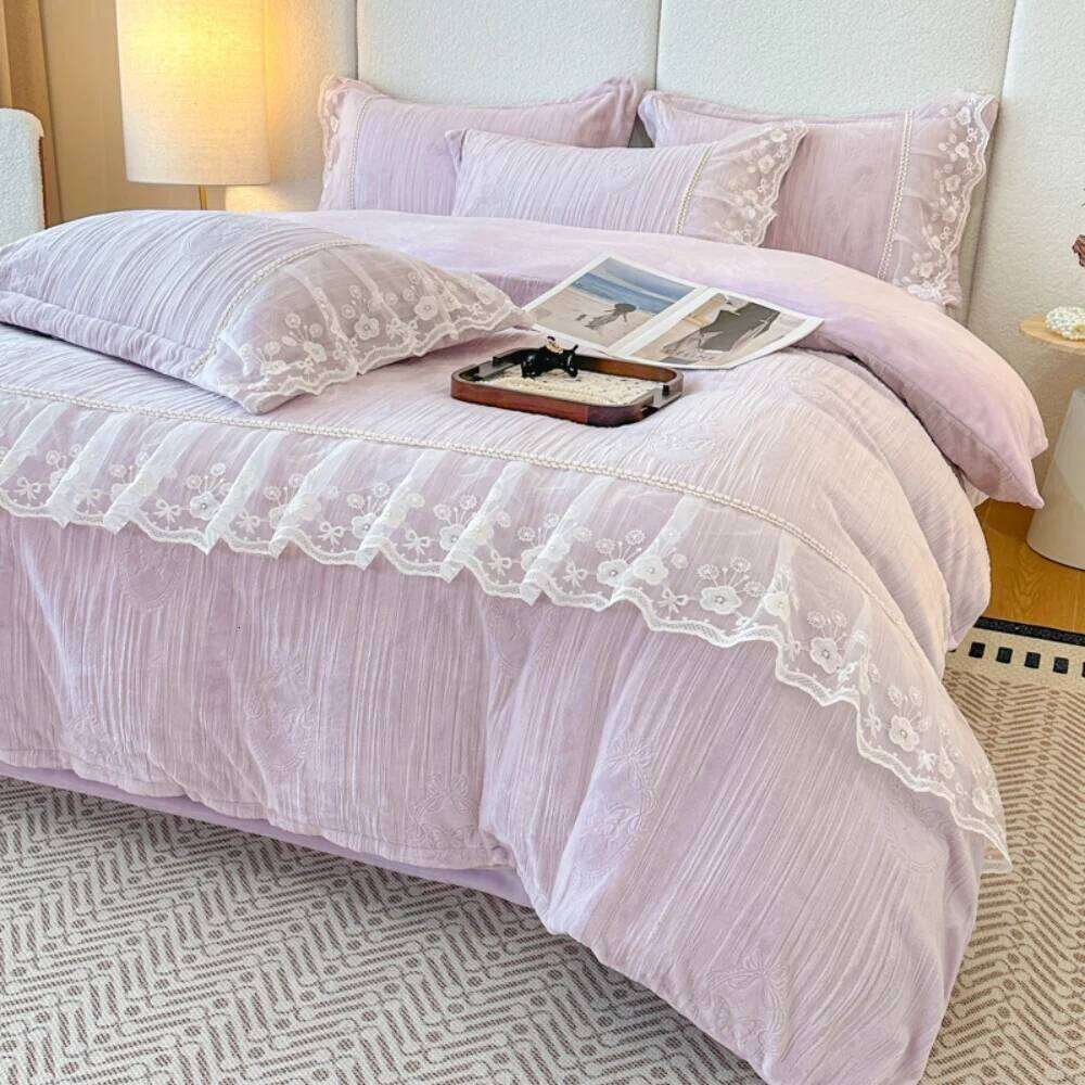 Carved Milk Velvet Bedding Thickened Coral Fleece Winter Warm Four-Piece Set Bedroom Decor Duvet Cover Pillowcase Bed Sheet H260312