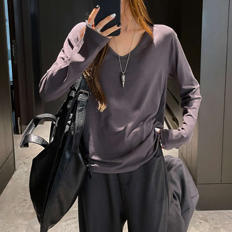 Premium Gray Long-Sleeve T-Shirt For Women, Autumn And Winter, V-Neck, Loose, Casual, Versatile, Suitable As A Base Layer
