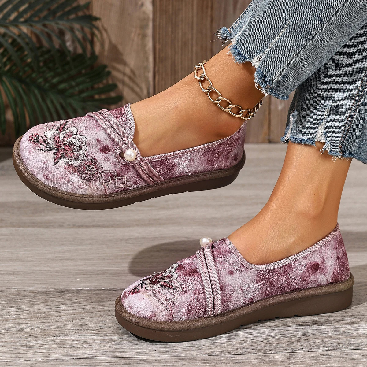 Womens Fashionable Casual Shoes Comfortable and Suitable for Commuting Walking the Gift Women Mom 260306