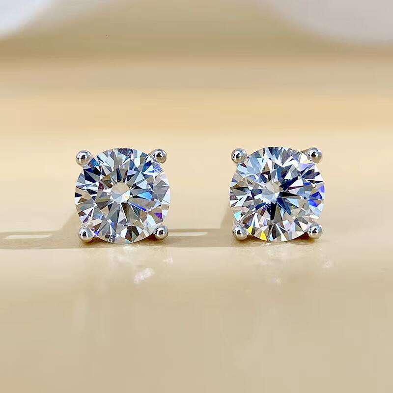 0.5-3ct D Color Fashion Round Earring Moissanite Stud Earrings for Women