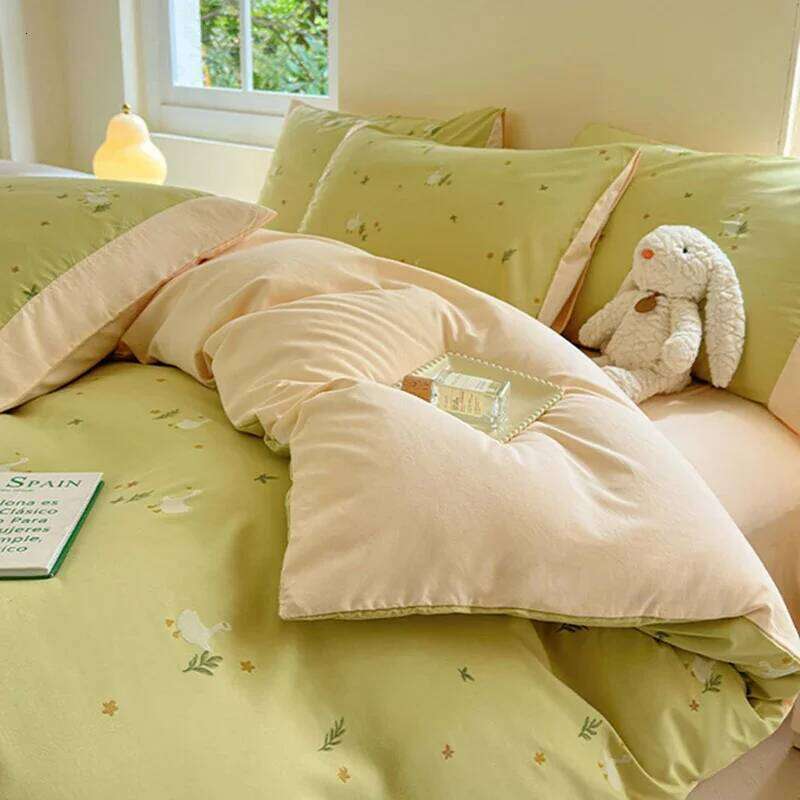 Fashionable Cartoon 3D Printed Soft Four Piece Set Ab Double-Colored Skin-Friendly Sheet Home Bed Linens for Adults H260312
