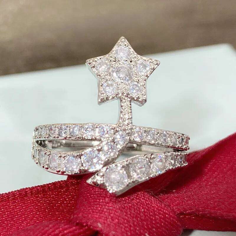 Luxurious and beautiful trend light five-pointed star shining full diamond comet overlapping open ring ceremony party eng H260312