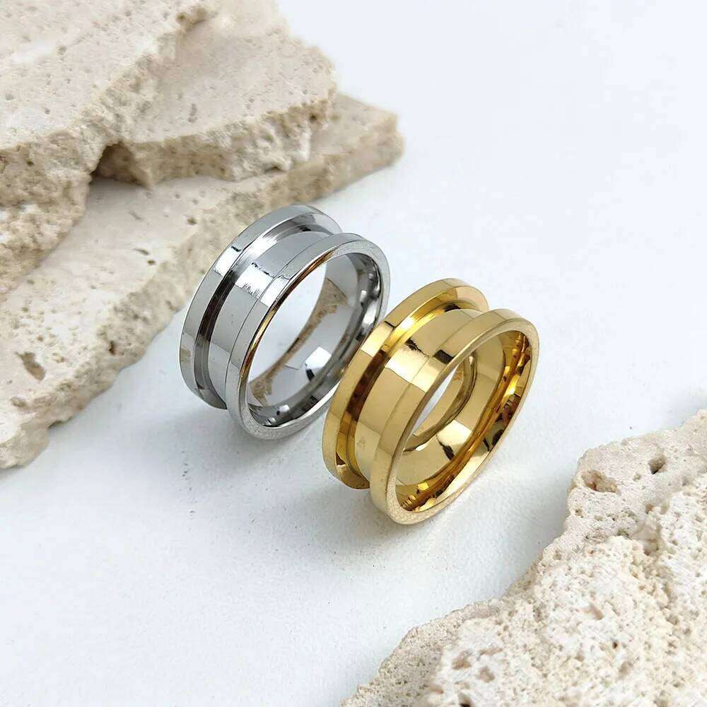 Stylish and charming stainless steel gold-plated men's simple fluted women's rings, wedding party jewelry H260312