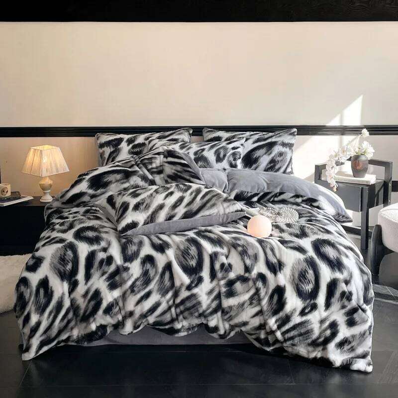 2025 New Zebra Pattern Warm Rabbit Four-piece Set Winter Milk Thickened Quilt Cover Sheet Double-sided Fleece H260312