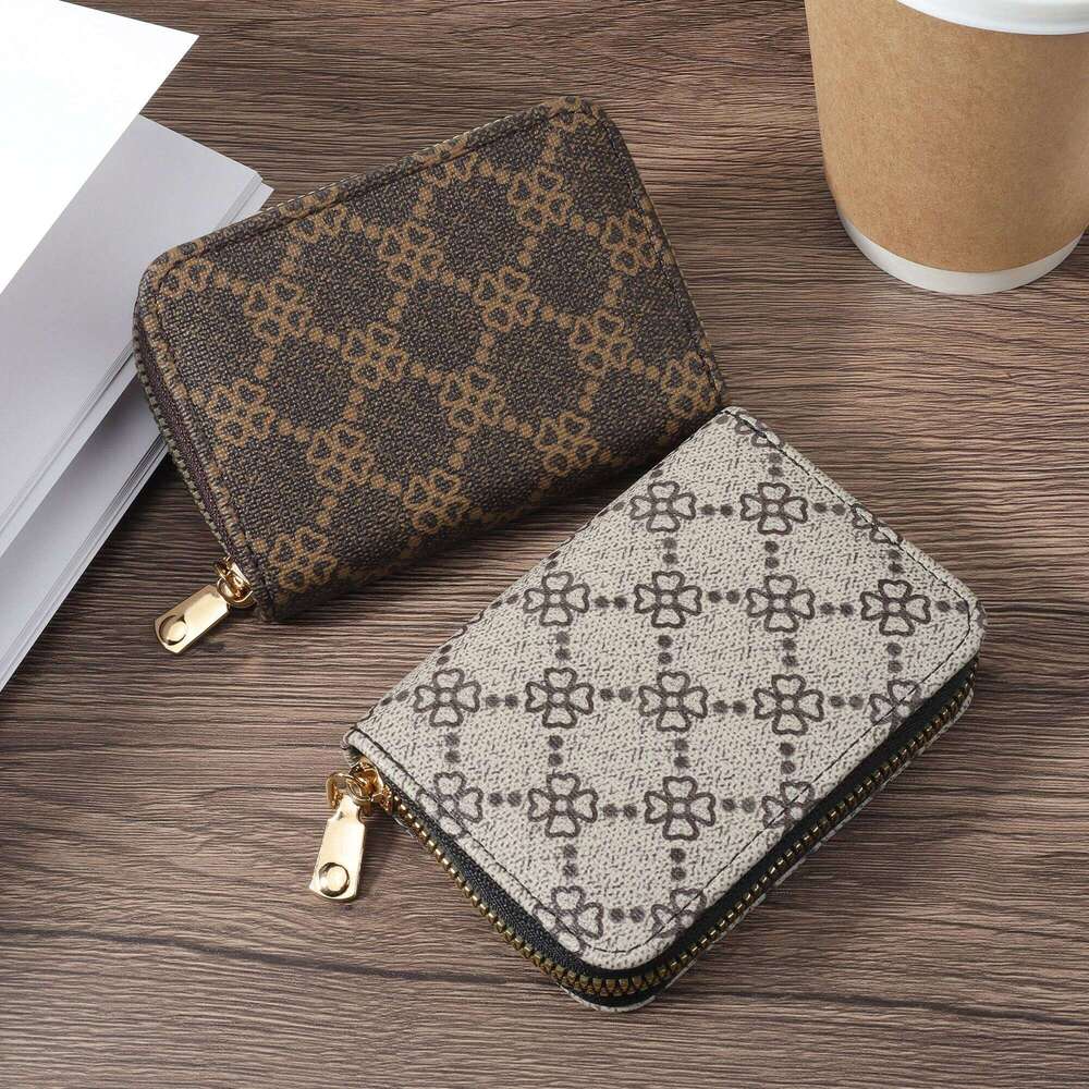 Women's minimalist short with clutch wallet, fashionable zipper wrapped around coin wallet