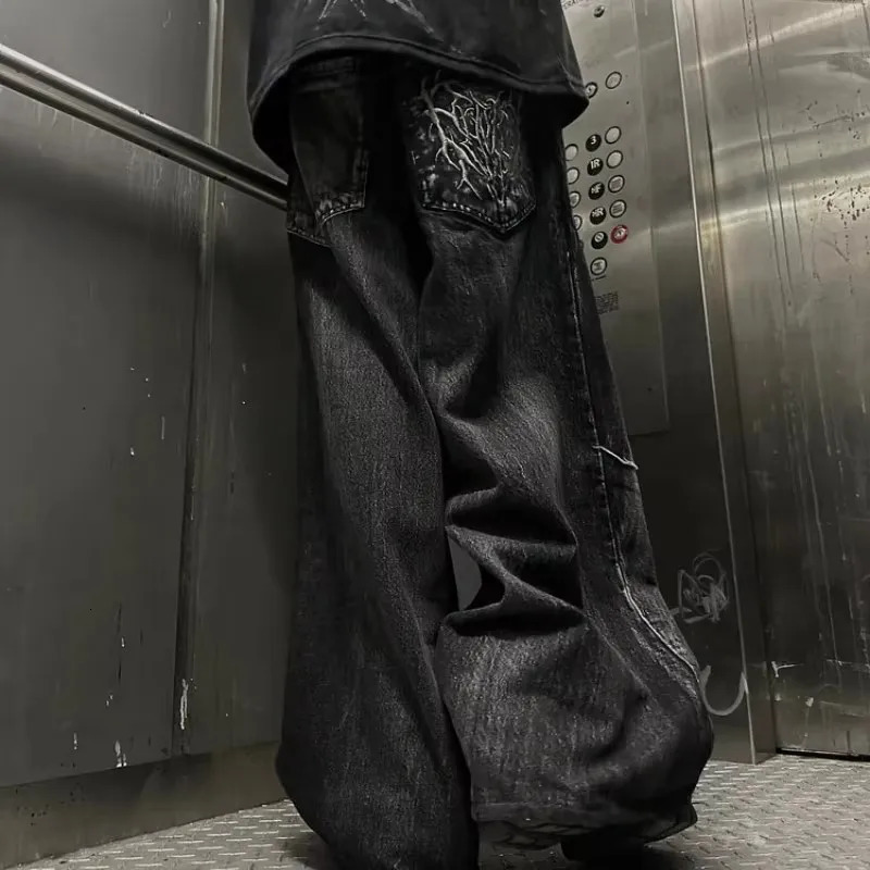 Gothic Retro Baggy Unisex Mopping Pants Y2K Phantom Jeans High Street Spider Embroidered Patch Hip Hop Streetwear Straight Jeans 260310