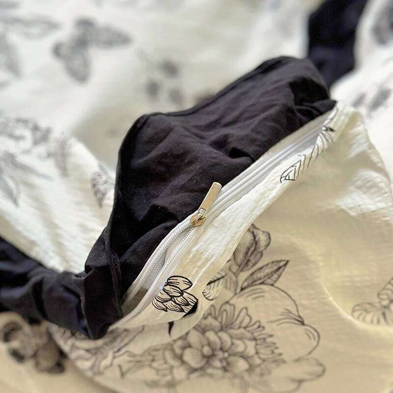 2025 New French Lace Wash Quilt Cover Korean-style Romantic Herben-style Black Print Four-piece Skin Friendly Bedding Set H260312