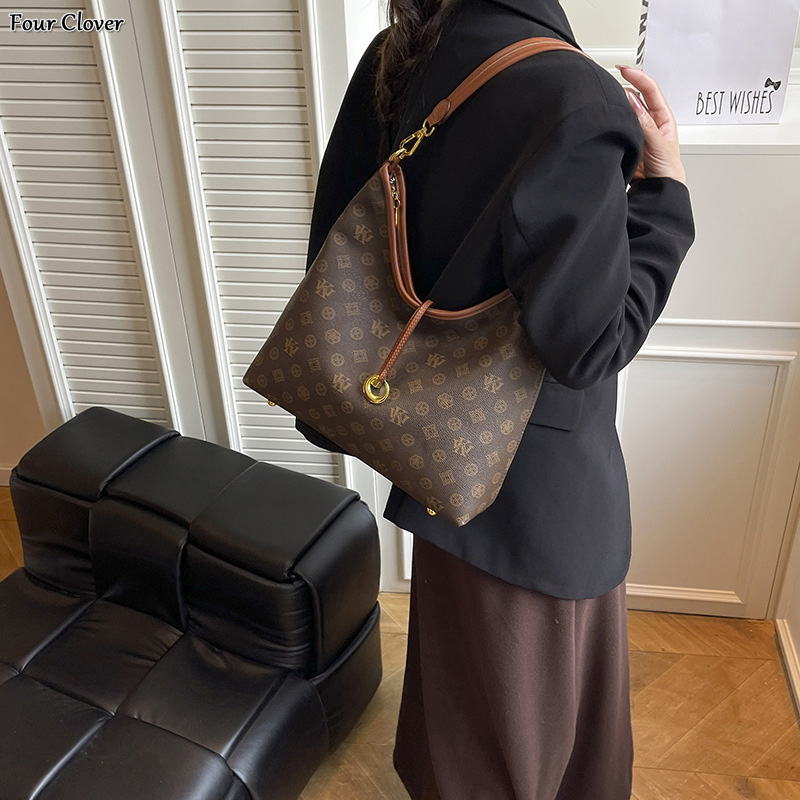 Retro fashion printed crossbody bag, minimalist women's tote, large-capacity casual shoulder bag, high-end lightweight luxury handbag, casual lux