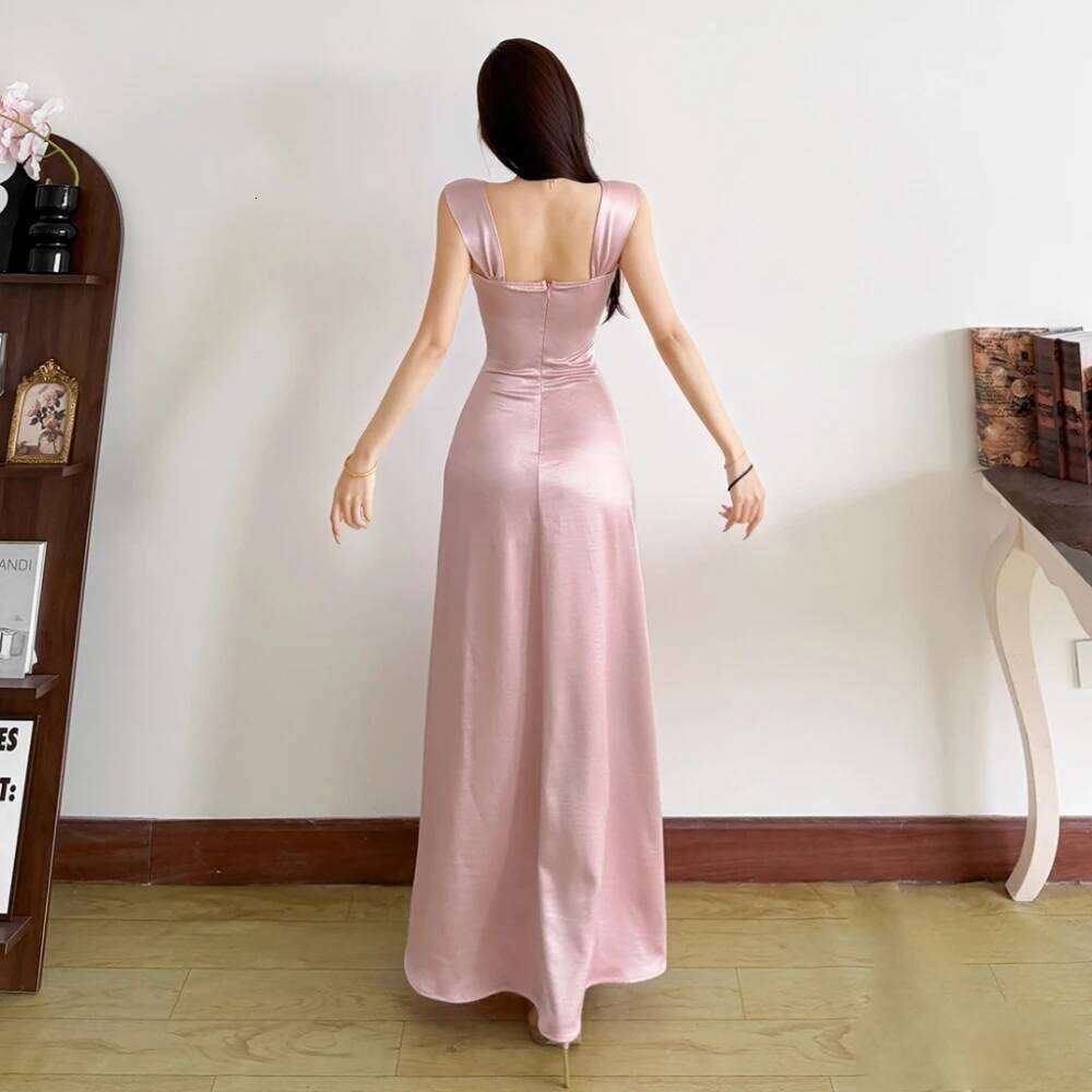SylCue Rhinestone Decoration Dress Woman U Collar Backless Sleeveless High Waist Robe Valentine's Day Elegant Style Long Bodycon C260312