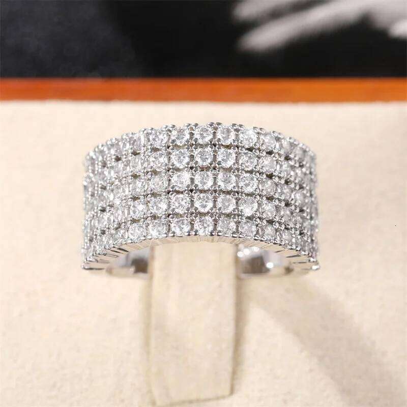Huitan 5 Lines Crystal Cubic Zirconia Women for Wedding Simple Stylish Design Trendy Female Rings Sparkling Jewelry H260312