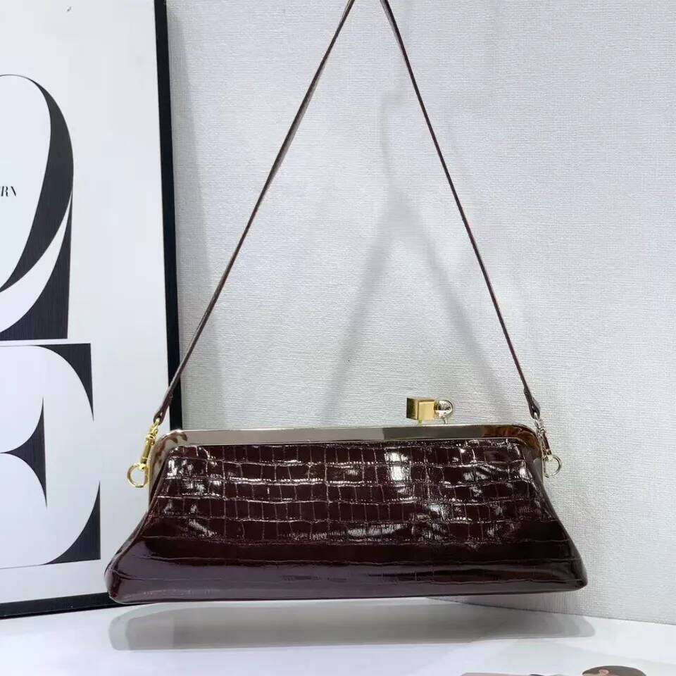 2025 Women's Luxury Top Handle Underarm New Fashionable Designer Shoulder Handbags Crossbody Bag Evening Clutch