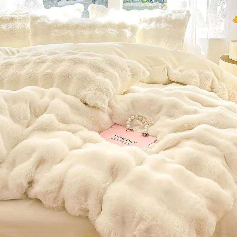 Thickened High-end Milk Four-piece Rabbit Bed Skirt Quilt Cover Winter Flannel Double-sided Fleece Bedding Set H260312