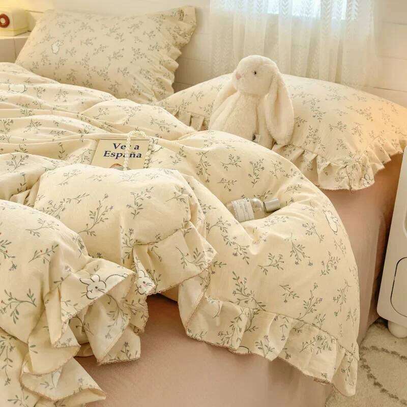 2025 Princess Style Bedding Sets Ruffle Lace Bow Quilt Romantic Bedclothes Decor Woman Girls Bedroom Duvet Cover 4pcs H260312