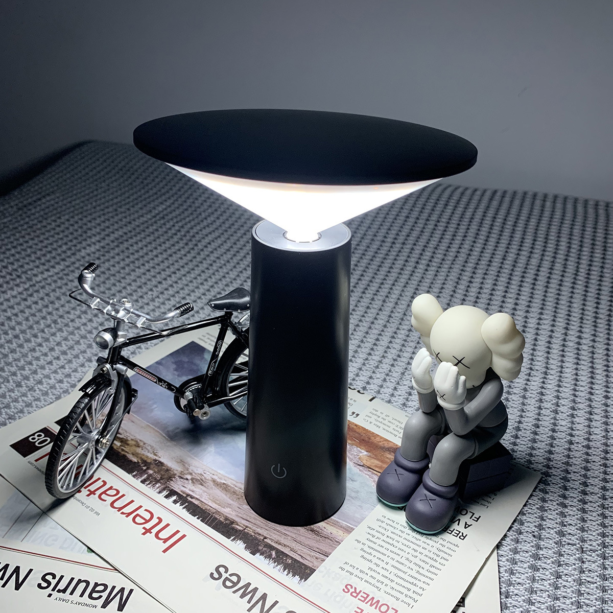 Hot Selling LED Desk Lamp Eye Protection Cafe Restaurant Infinitely Dimmable USB Bedside Light Bedside Light Bedroom Night Light