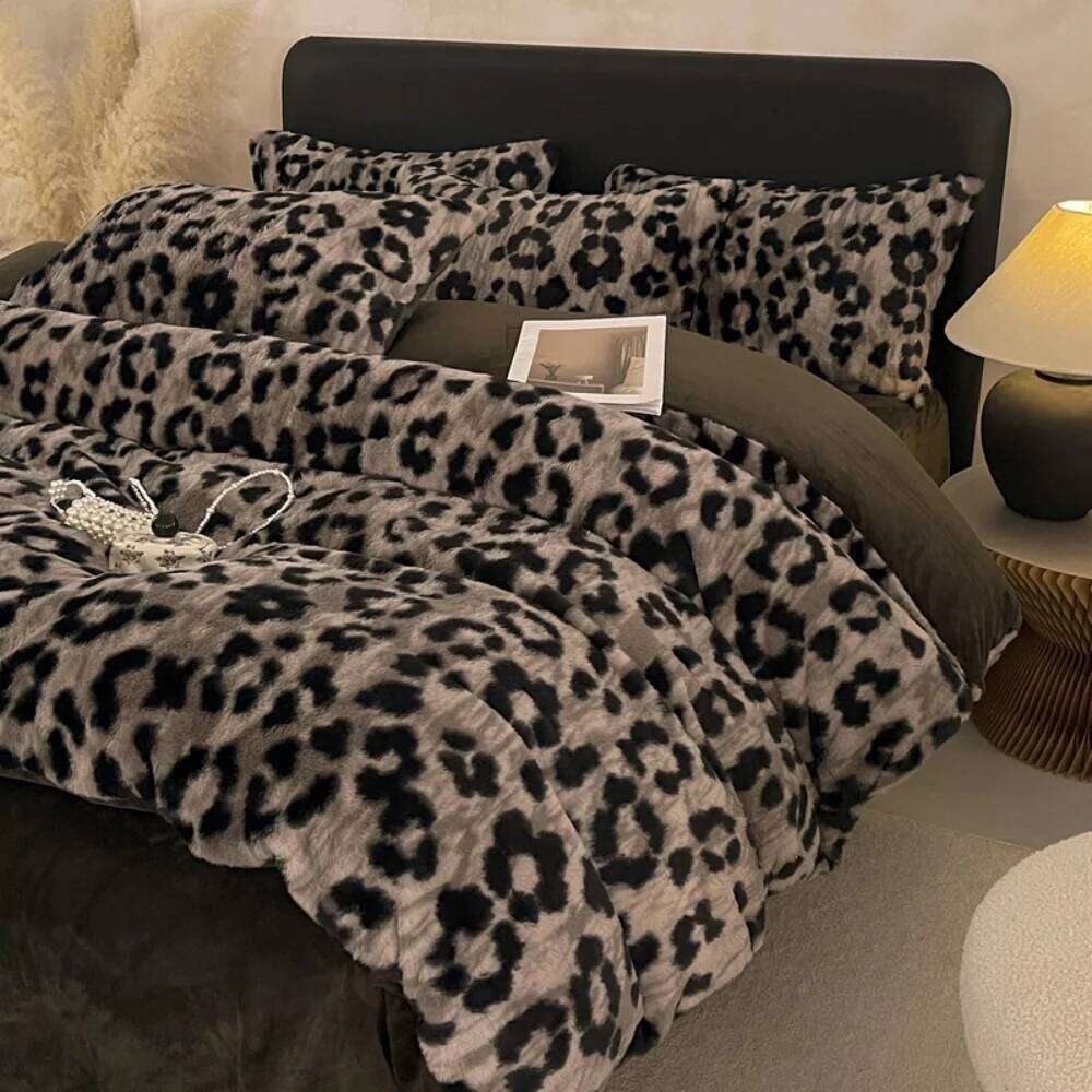 Thicken Milk Velvet Bedding Rabbit Plush Winter Warm Fashion Leopard Printed Four-Piece Set Duvet Cover Pillowcase Bed Sheet H260312