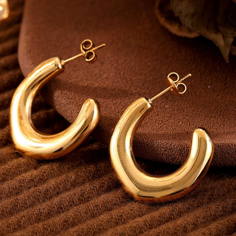 Women's Minimalist Earrings: Ins Style New Fashion Simple Irregular Open U-shaped 18k Gold / Silver Personalized Stud Earrings For Women, Daily /