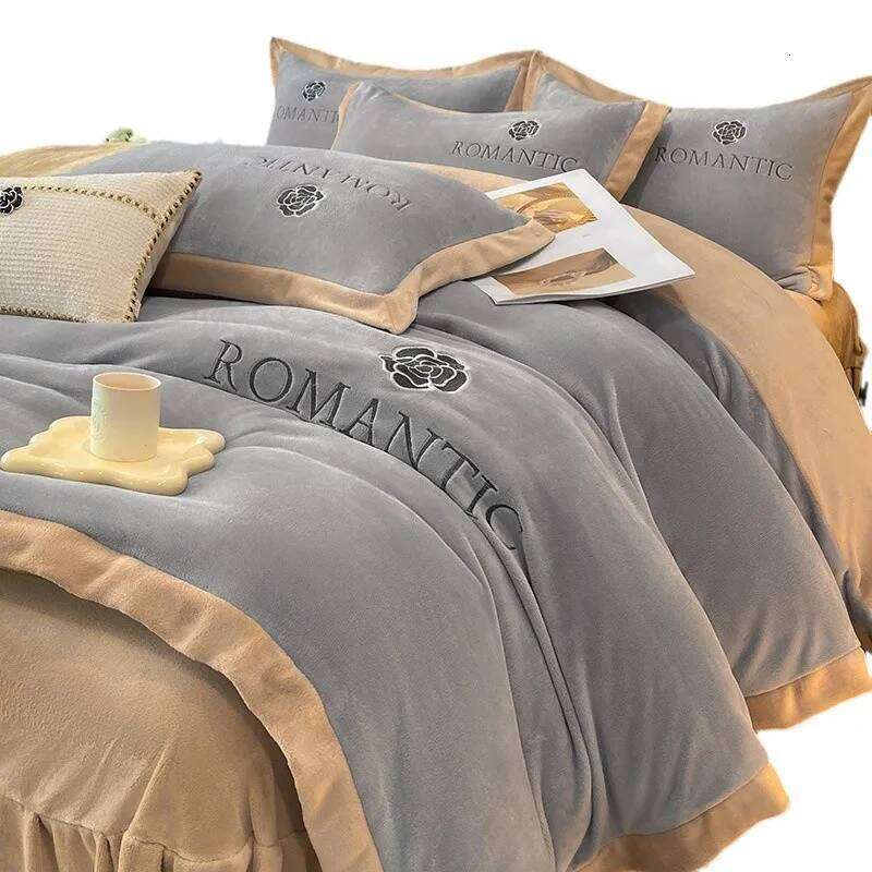 Milk fleece autumn four-piece set winter warmth, light , small clear and cute style H260312