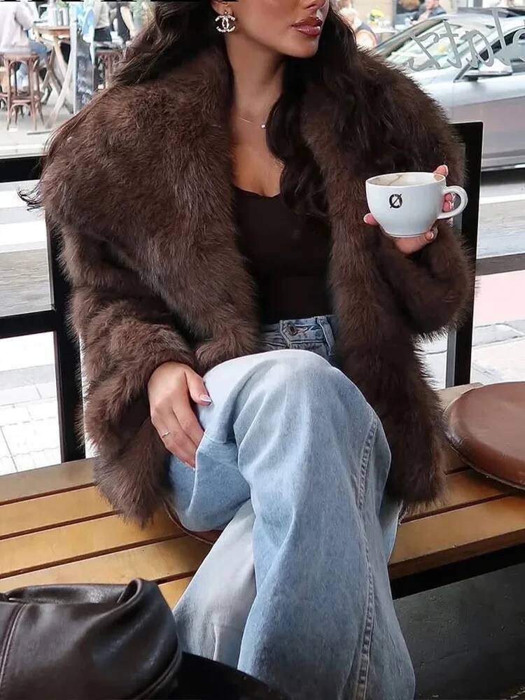HH 2025 Vintage Women Cropped Faux Jacket Long Sleeve Turn-Down Collar Female Plush Wool Coats Chic Lady Fur Outerwear